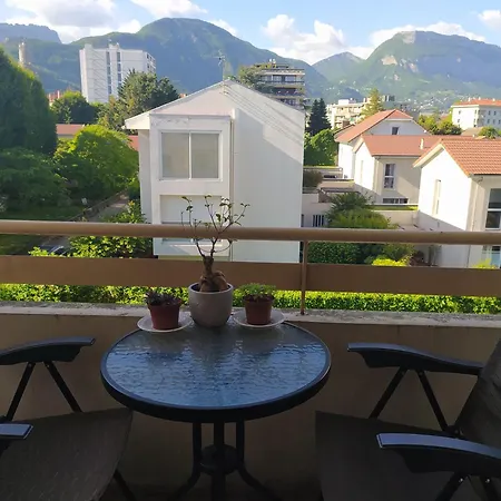 Dans Partage Apartment